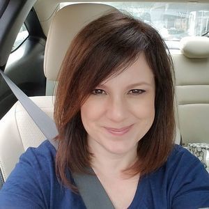 Meet your Posher, Stephanie