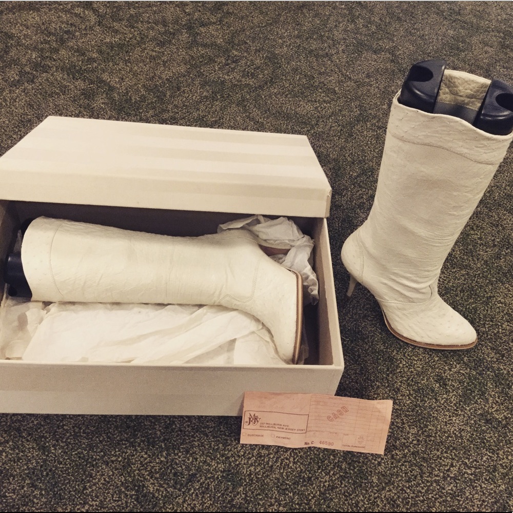 AUTHENTIC OSTRICH BOOTS NWT