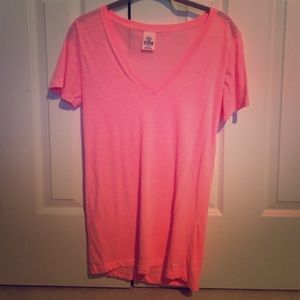 VS PINK Tshirt