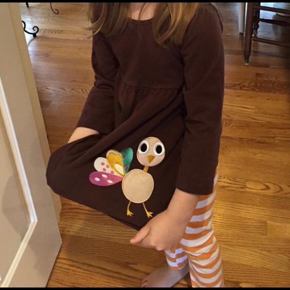 Thanksgiving/fall complete outfit! Scarf/top/pants