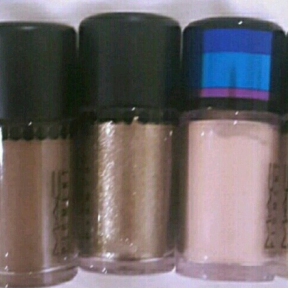 Pretty it up mac pigment - Picture 1 of 1