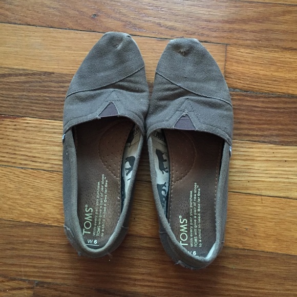 Toms Classic Grey Flats