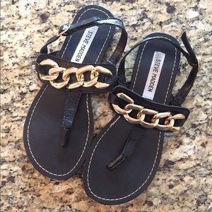 STEVE MADDEN Black & Gold Sandals
