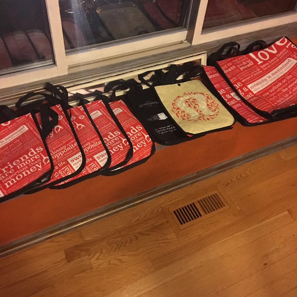9 Lululemon bags