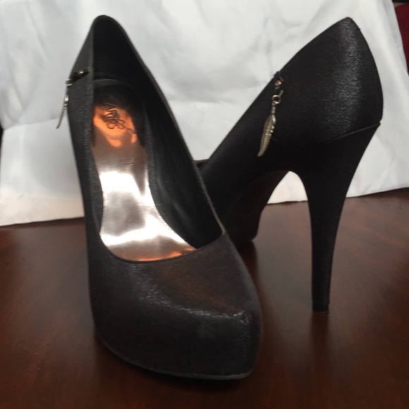 Carlos "Feather" heels.