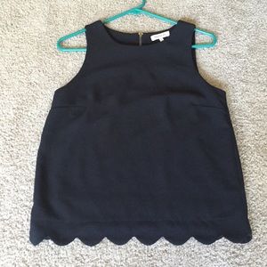 Scalloped tank top