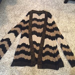 Stripes and more stripes cardigan!