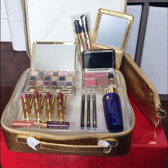 Estée Lauder Makeup Gift Set - Holiday