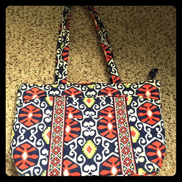 Vera Bradley purse