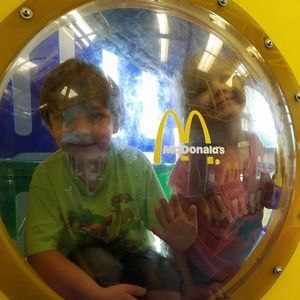 Meet your Posher, Michele