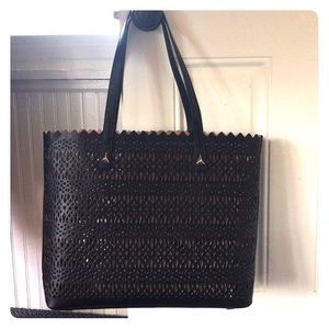 Stella & Dot Avalon Tote - black perforated
