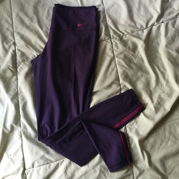 Full length Nike leggings in purple