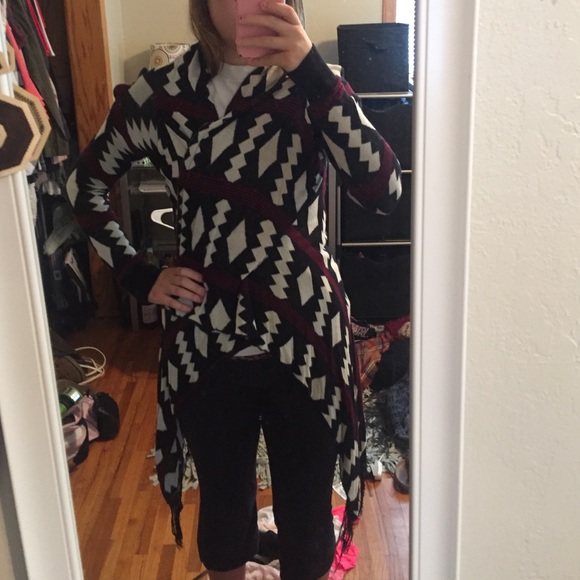 Cardigan - Picture 3 of 4