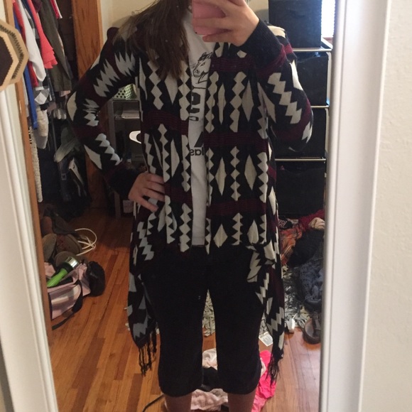Cardigan - Picture 4 of 4