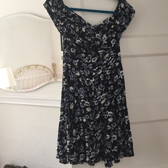 Reformation Off the Shoulder Mini - Picture 2 of 3