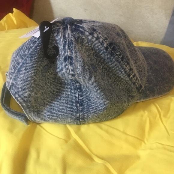 rainbow cap - Picture 2 of 3