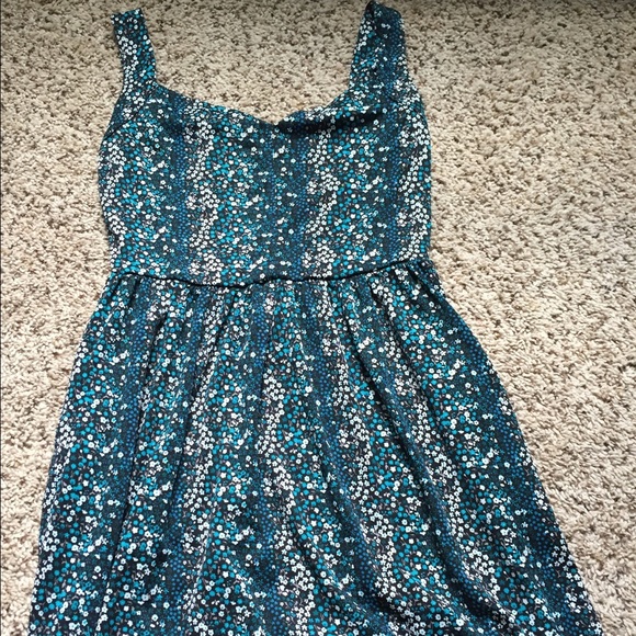 Floral dress with pockets