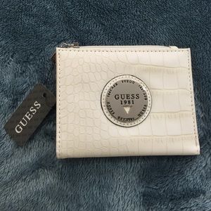 Guess mini wallet
