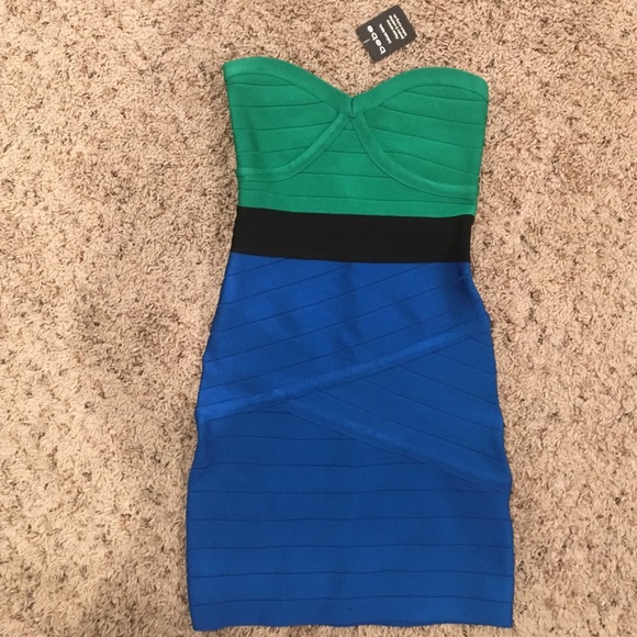 XS Colorblock Bebe Dress. Brand New with Tags