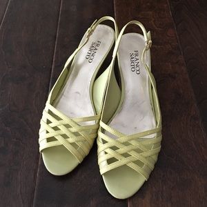 EUC Franco Sarto yellow kitten heel sandals size 8