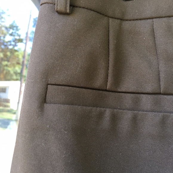 ANN TAYLOR NEW BROWN CAPRI PANTS-SIZE 12 - Picture 3 of 4