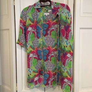 Bright blouse and shell