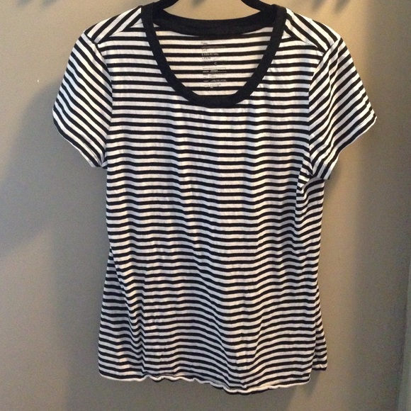 Gap T-shirt