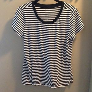 Gap T-shirt