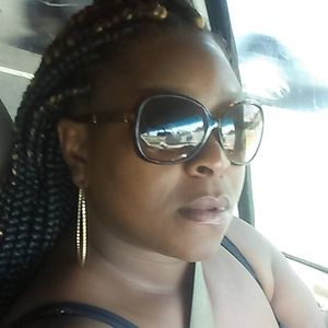 Meet your Posher, Lena