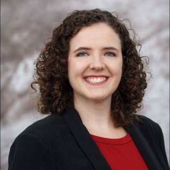 Meet your Posher, Louise