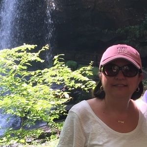 Meet your Posher, Linda