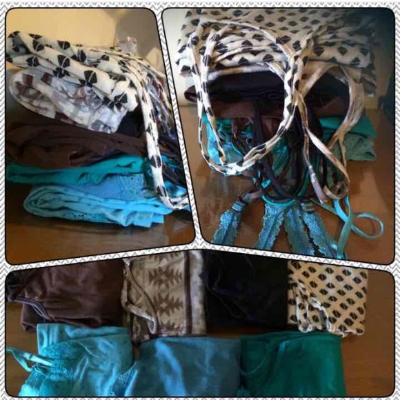 HOT BUNDLE TANK TOPS 7 piece AMERICAN APPAREL