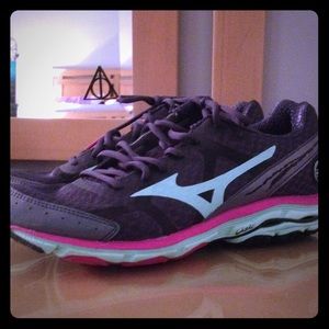 Mizuno WaveRider