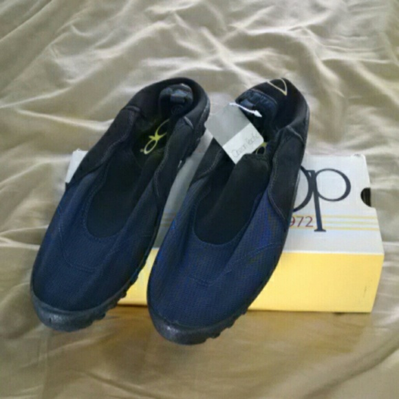 ocean pacific water shoes