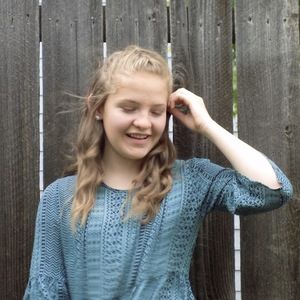 Meet your Posher, Carly