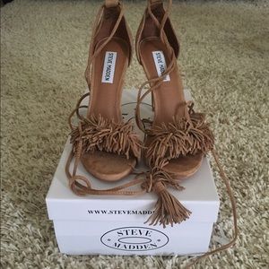Steve Madden Sassey Fringe in the color blush