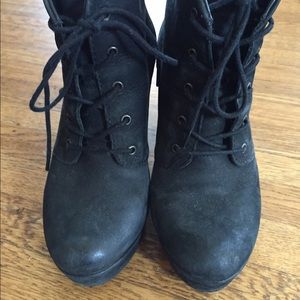 Black suede chunky heeled boots - size 6.5