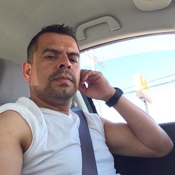 Meet your Posher, Raul daniel