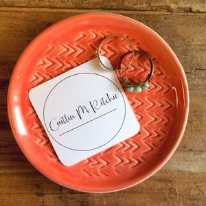 Meet your Posher, Caitlin