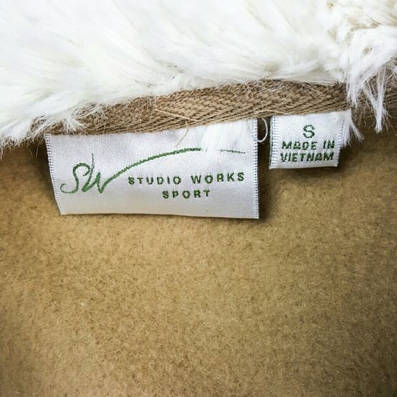 Camel-colored Toggle Jacket - Picture 2 of 3