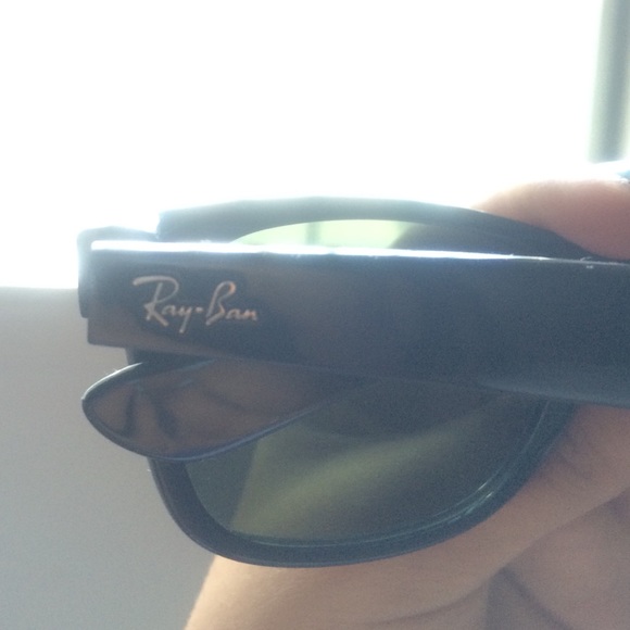 Ray-Bans - Picture 2 of 4