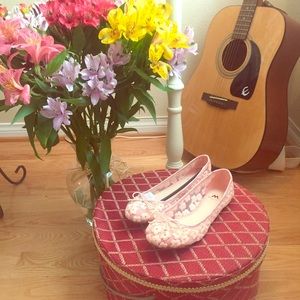 👣Brand New!! Light Pink Flower Flats with bows🌷