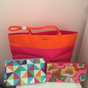 Bundle of 3 Clinique Makeup Set with Tote