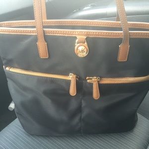 MK black medium canvas purse