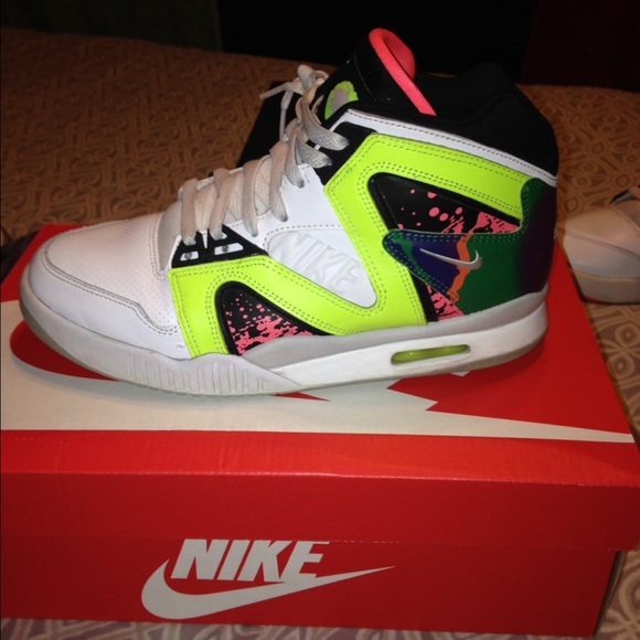 Nike air tech challenge hybrid