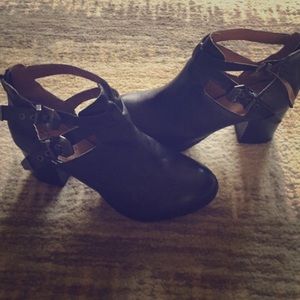 Zigo Soho Heel Bootie