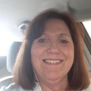 Meet your Posher, Debbie