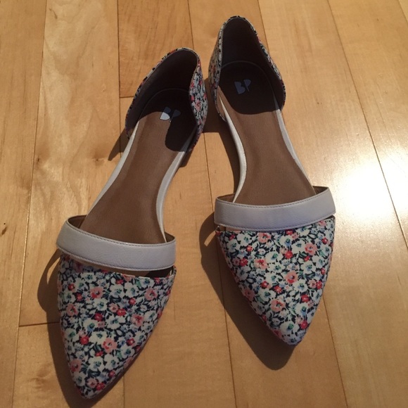 BP 'Lovee' Banded Flats in floral