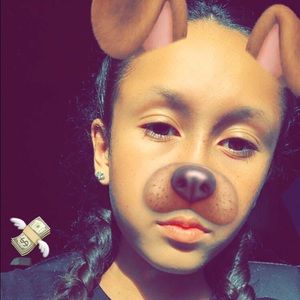 Meet your Posher, Leah