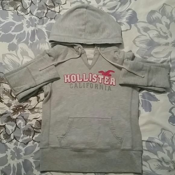 Hollister woman's  hooded sweatshirt Size Large